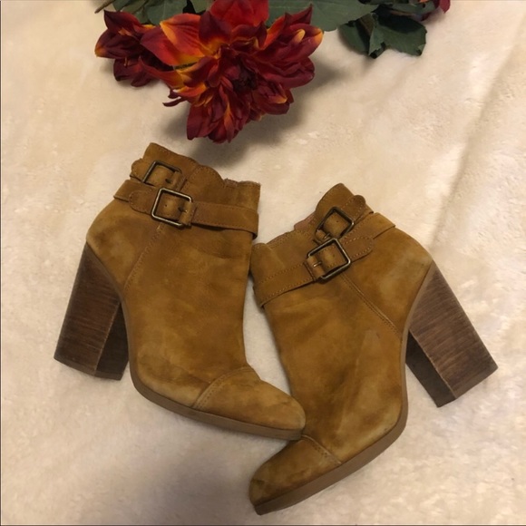 Lucky Brand Booties Cognac Brown - Picture 1 of 7